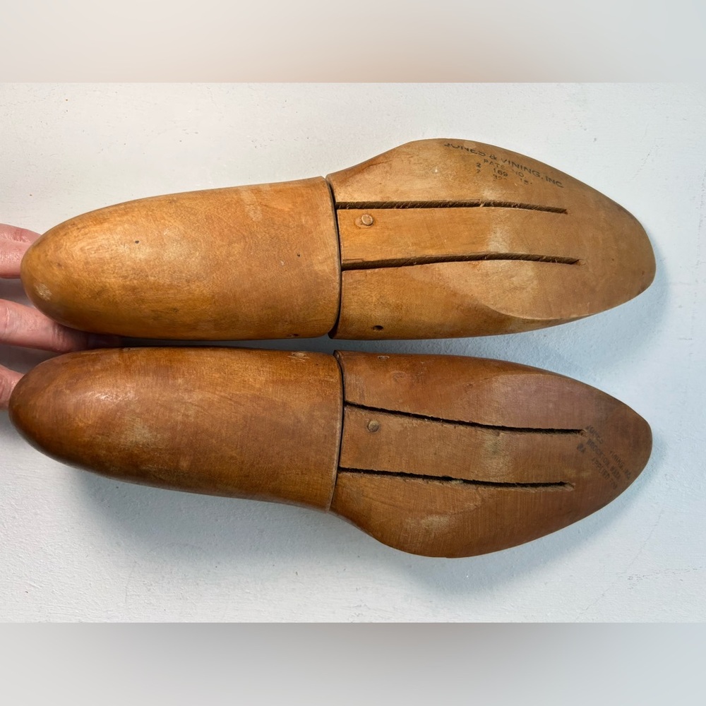Vintage Jones & Vining Co. wood shorter shoe stretcher adjustable size 11 - Picture 4 of 5